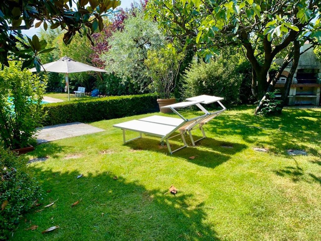 Iris 2 Lago Di Como ドンゴ エクステリア 写真